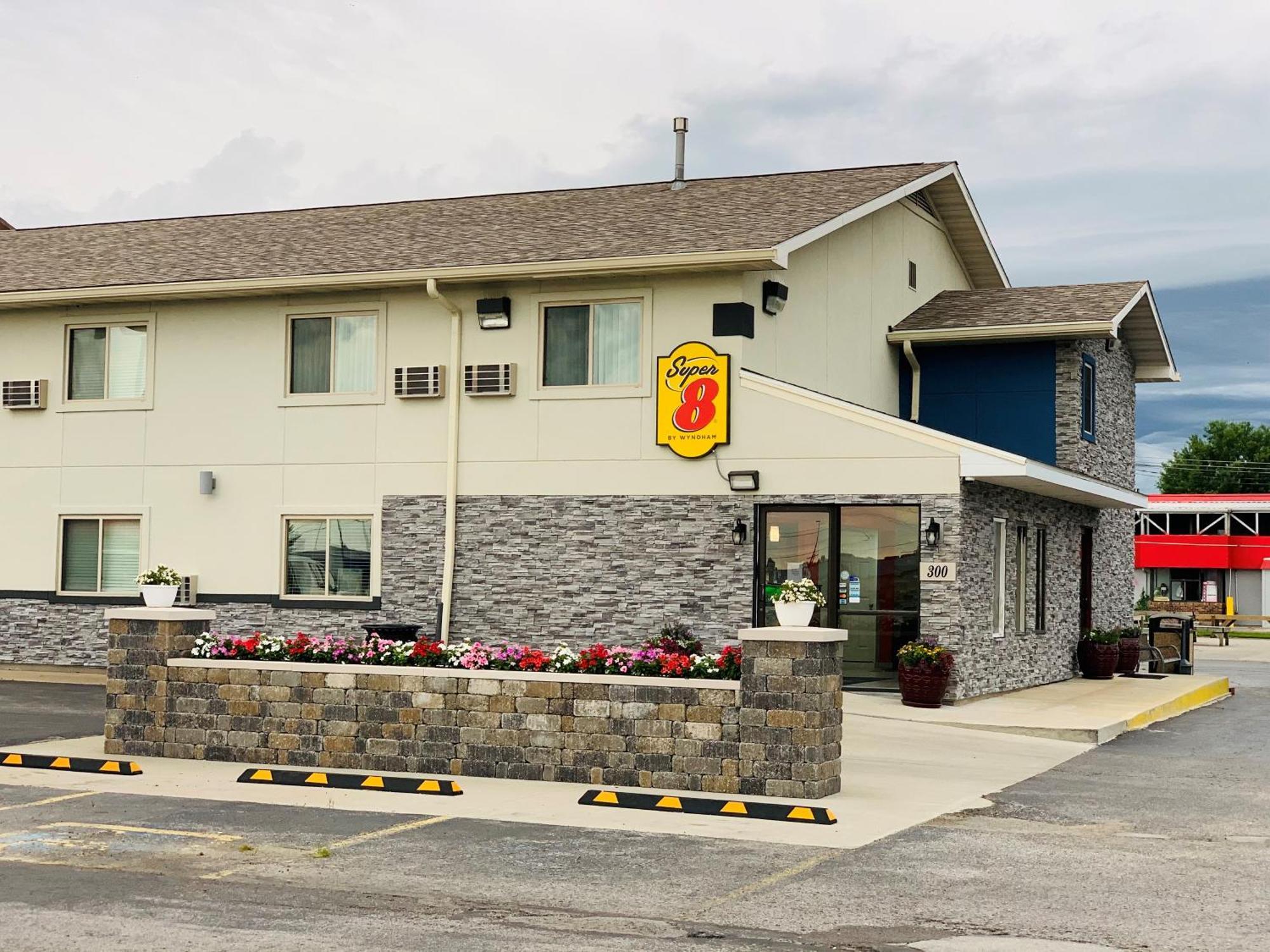 Super 8 By Wyndham Moberly Mo Motel Ngoại thất bức ảnh